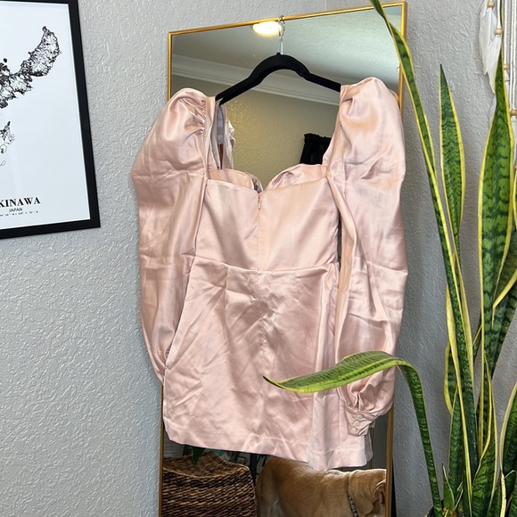 RARE House of CB ‘Cherie’ blush satin puff sleeve dress NWOT - Picture 14 of 17